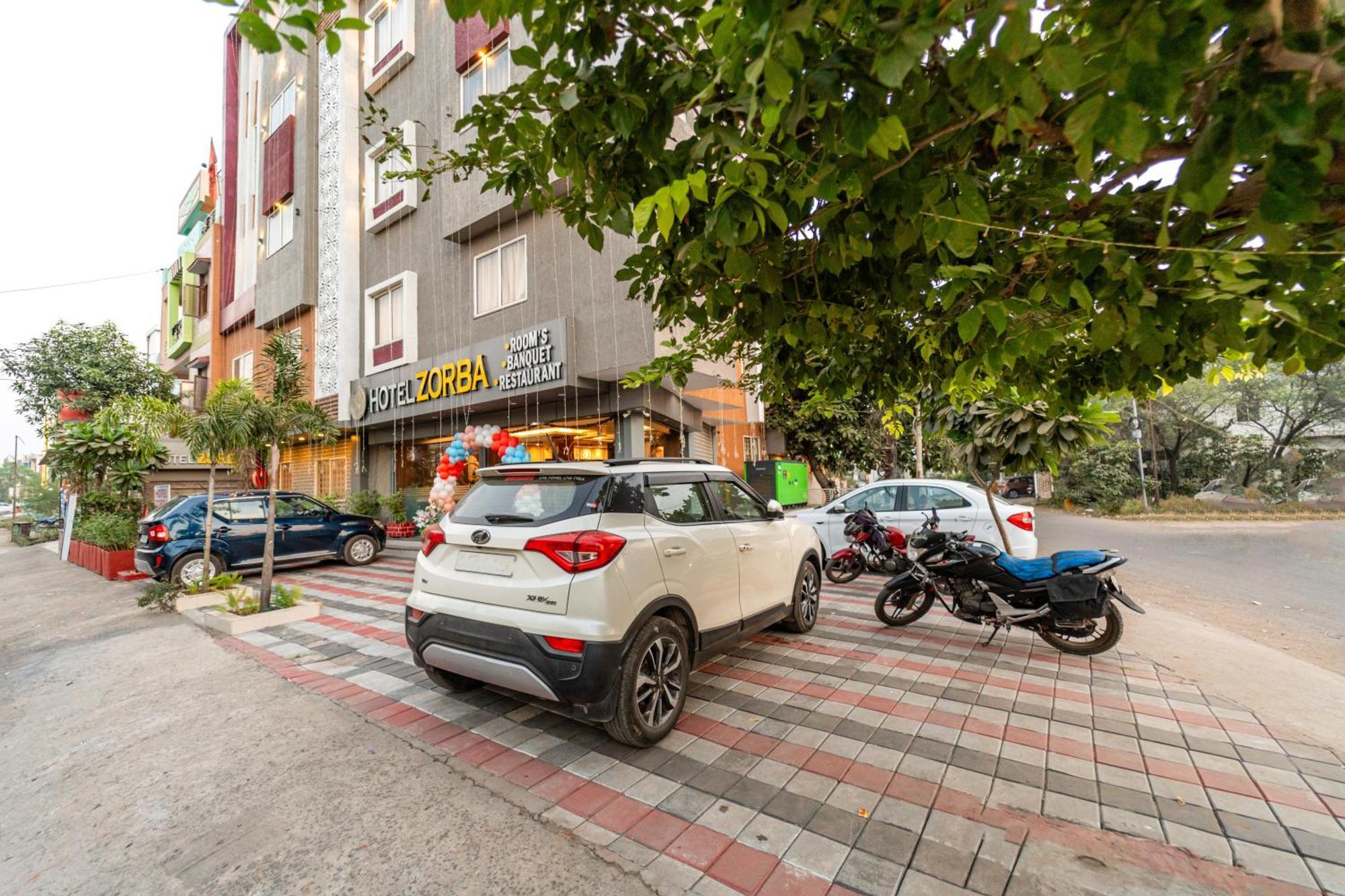 Treebo Premium Zorba Hotel Bhopal Exterior foto